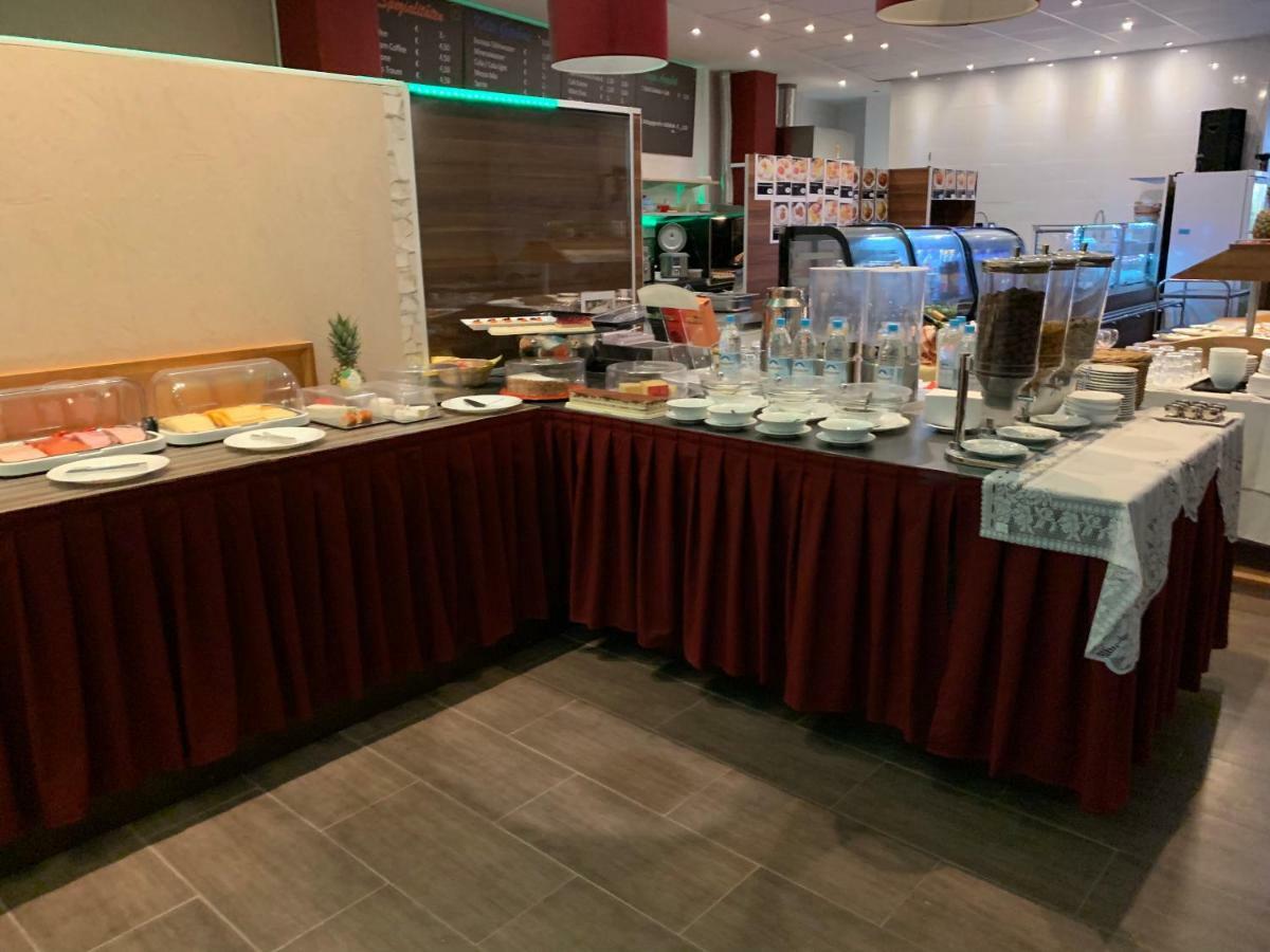 Hotel New Fair Munich Messe Bagian luar foto